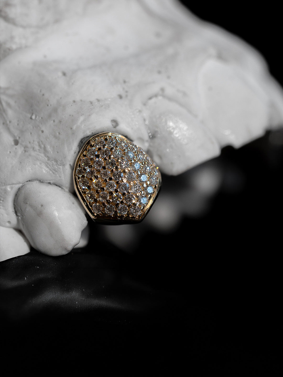 Lab diamond grillz in 9k yellow gold, single tooth with full pavé VVS lab diamonds, by Illoom Sydney